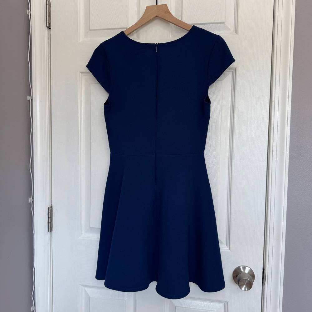 Everly Navy Blue Fit and Flare Skater Dress Cap Sleeve Notched V-Neck DR4988 S - Picture 5 of 6